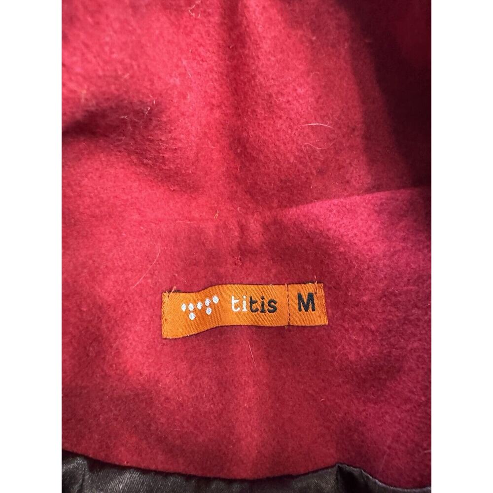 Titis Peaoat Women's Red Tan Coat Zip Hook Loop Closure Size Medium M - Picture 4 of 5